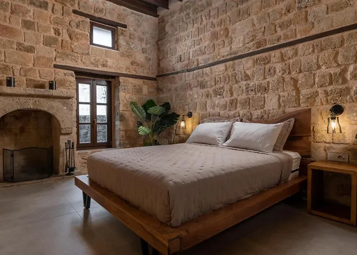 Ancient Knights Luxury Suites