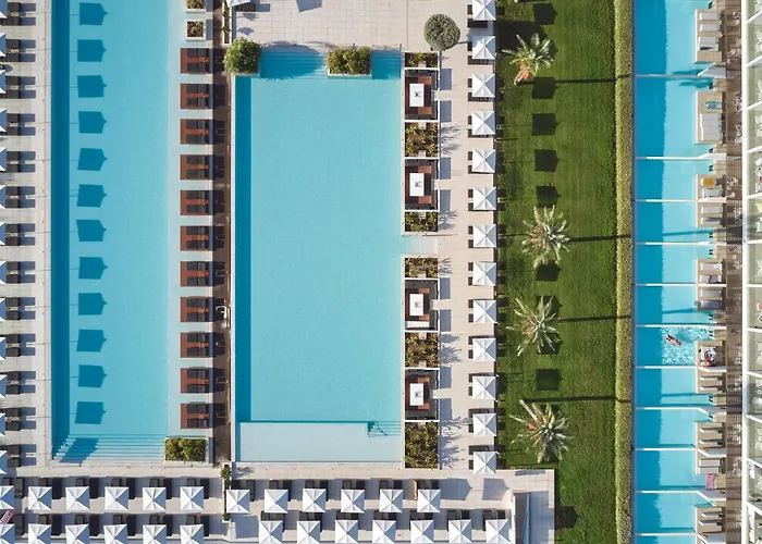 Gennadi Grand Resort